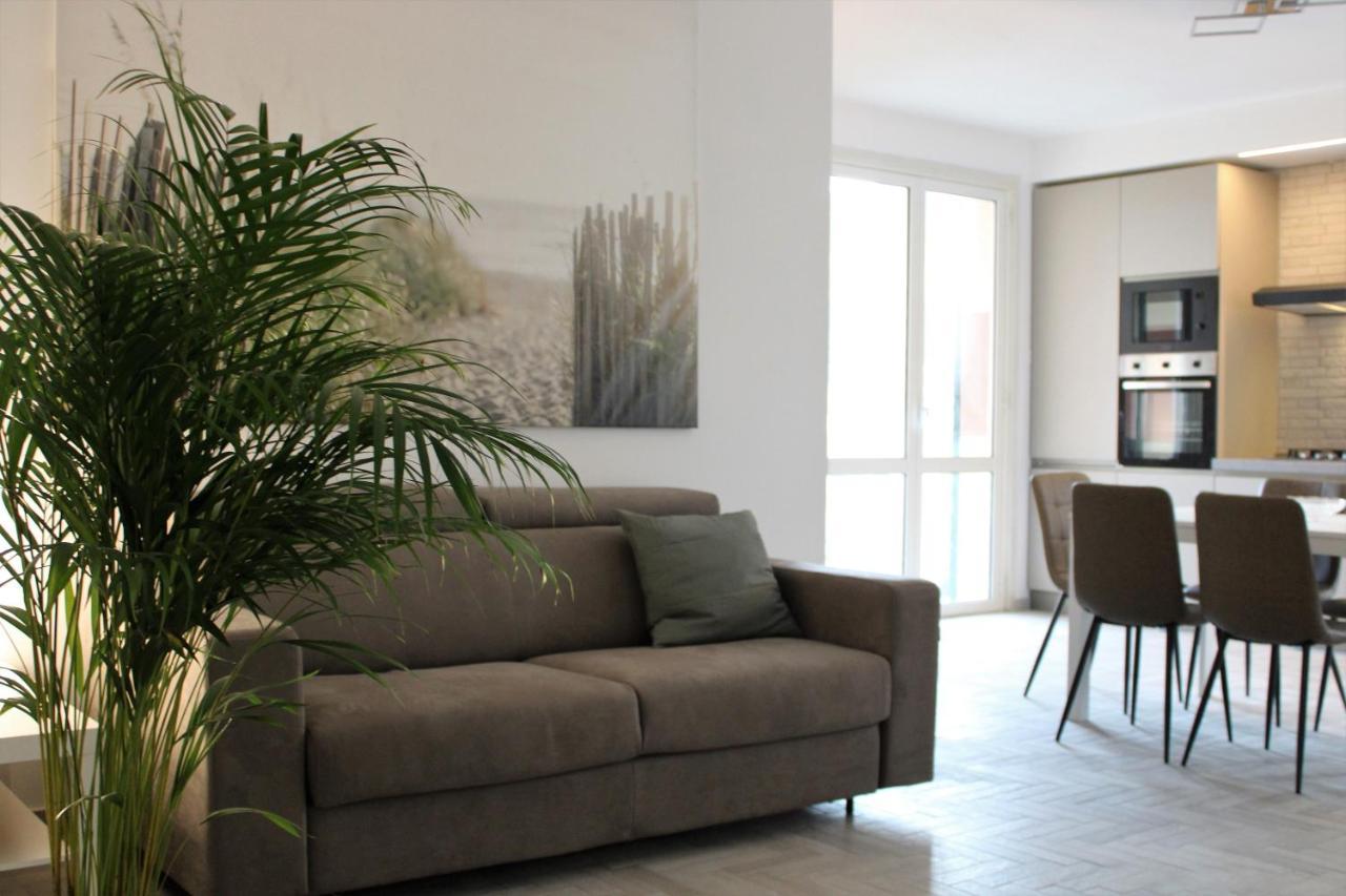 Gf Holiday Suite 3 瓦拉泽 外观 照片